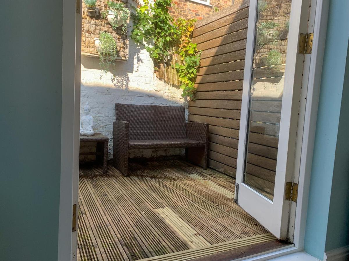 Stay In The Heart Of York At The Hampden - Free Parking - York Holiday Home Exteriér fotografie