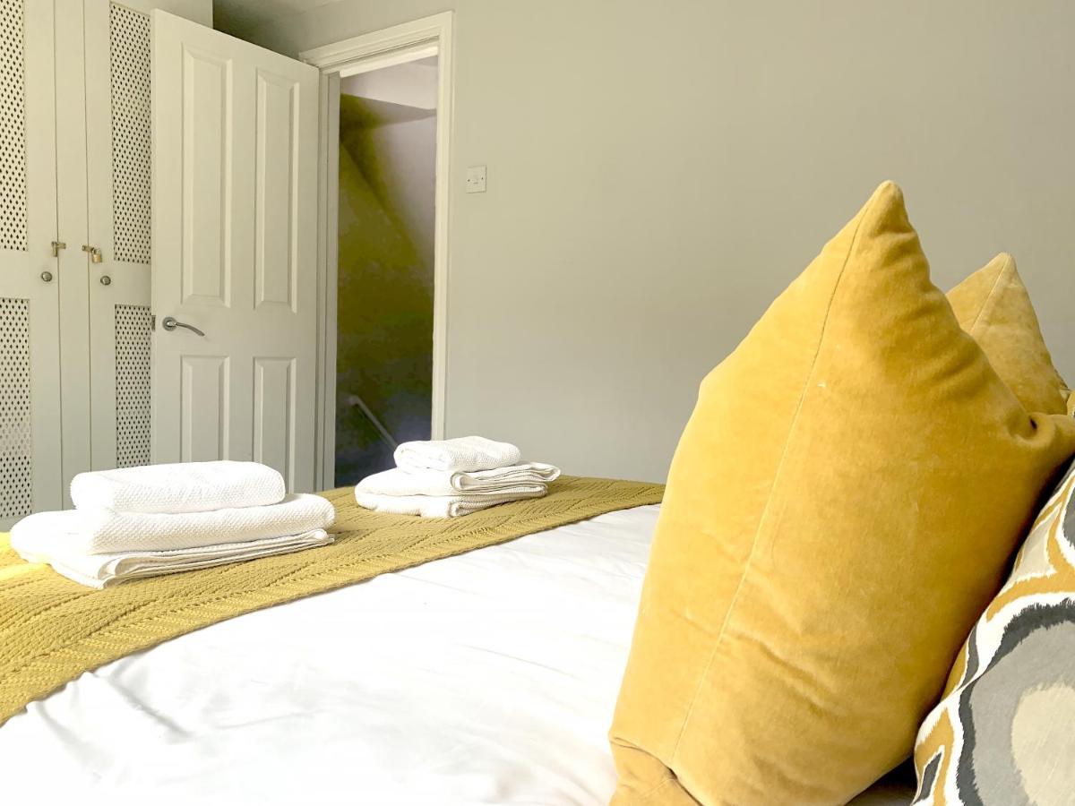 Stay In The Heart Of York At The Hampden - Free Parking - York Holiday Home Exteriér fotografie