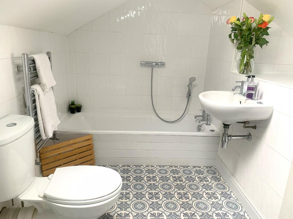 Stay In The Heart Of York At The Hampden - Free Parking - York Holiday Home Exteriér fotografie