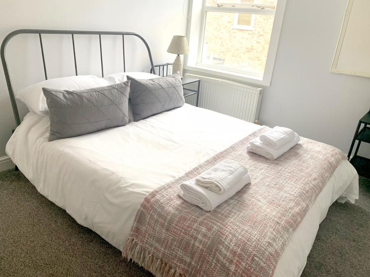 Stay In The Heart Of York At The Hampden - Free Parking - York Holiday Home Exteriér fotografie
