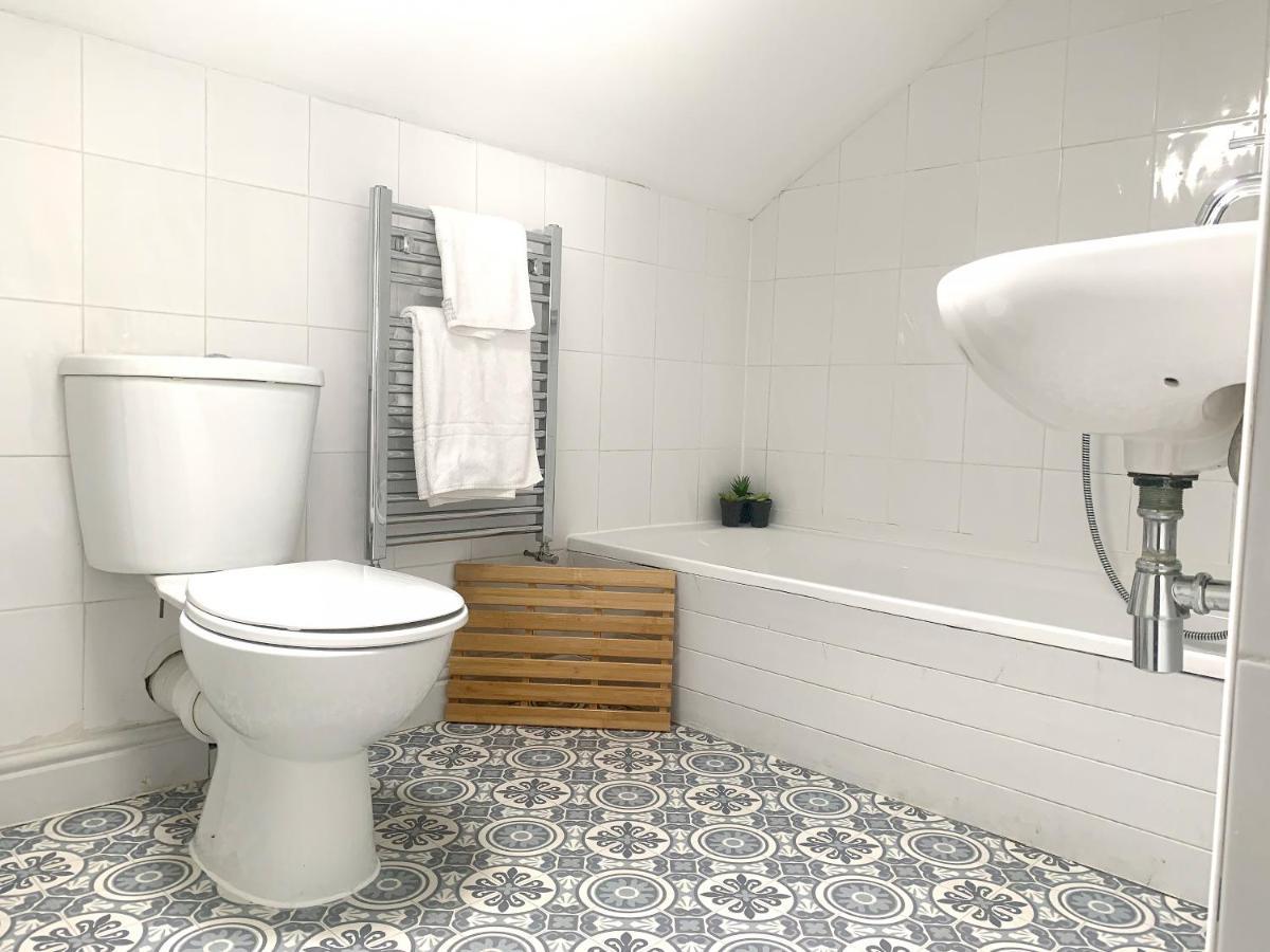Stay In The Heart Of York At The Hampden - Free Parking - York Holiday Home Exteriér fotografie