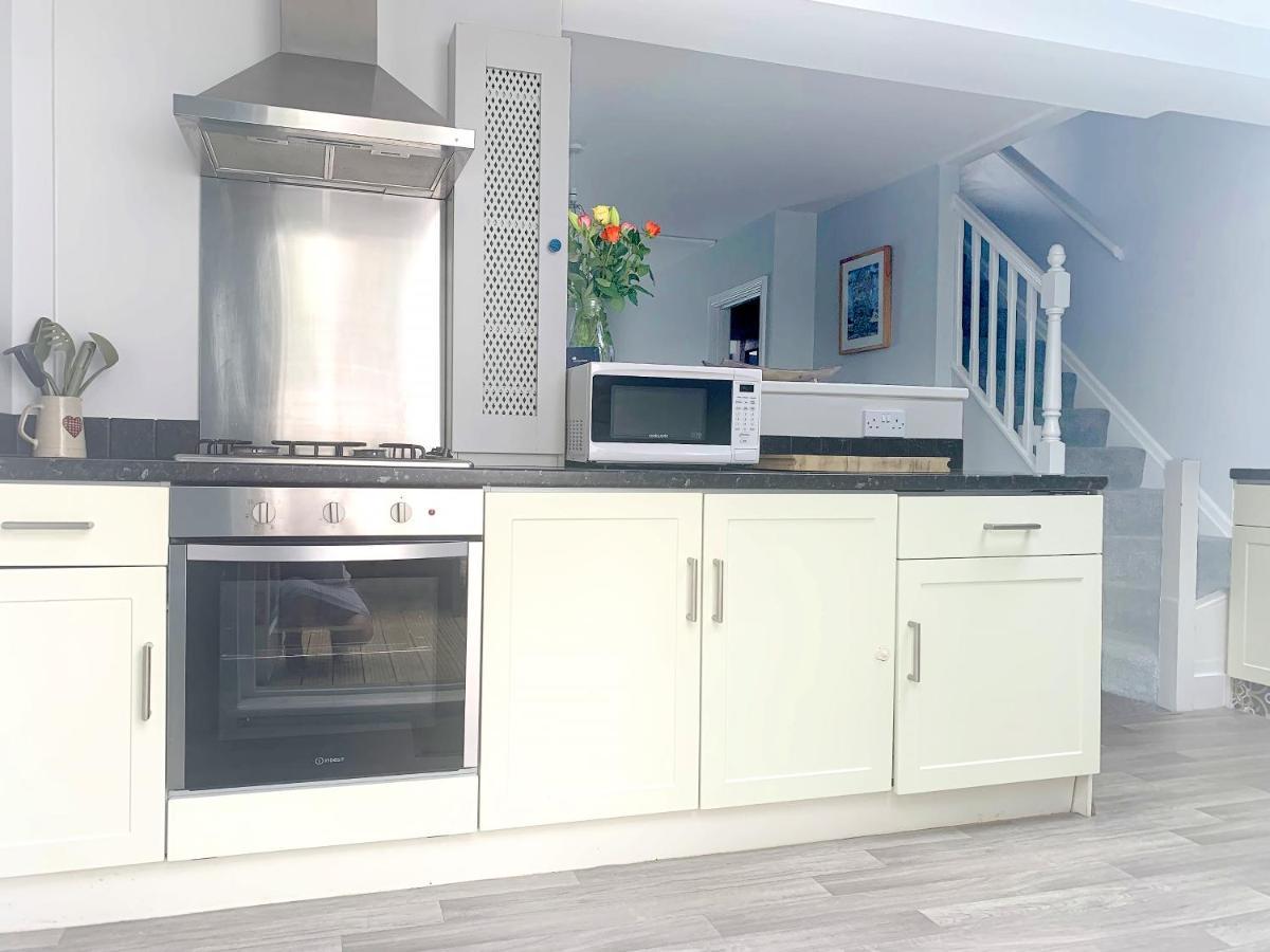 Stay In The Heart Of York At The Hampden - Free Parking - York Holiday Home Exteriér fotografie