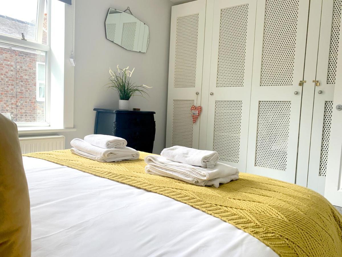 Stay In The Heart Of York At The Hampden - Free Parking - York Holiday Home Exteriér fotografie