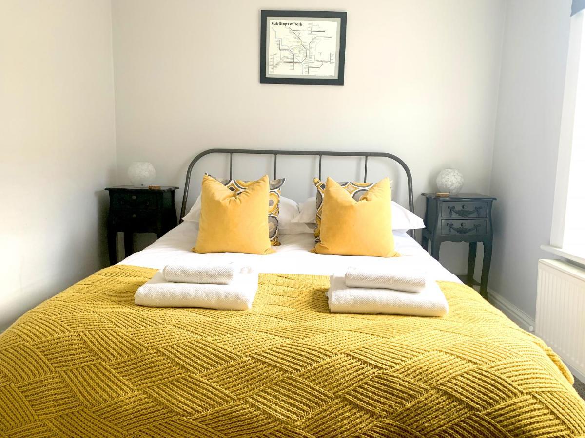 Stay In The Heart Of York At The Hampden - Free Parking - York Holiday Home Exteriér fotografie